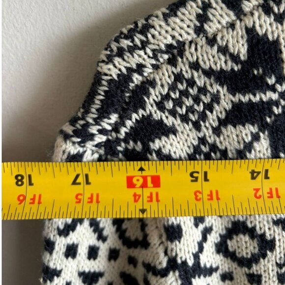 H&M Womens Winter Geometric Print Turtleneck Sweater Black Off White Sz Medium - Picture 2 of 8